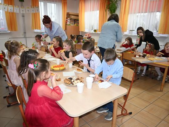 Dzień Babci i Dziadka w Rogóźnie - galeria zdjęć