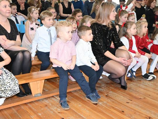 Dzień Babci i Dziadka w Rogóźnie - galeria zdjęć