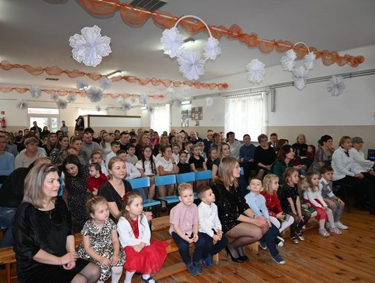 Dzień Babci i Dziadka w Rogóźnie - galeria zdjęć