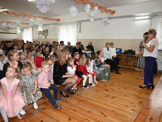 Dzień Babci i Dziadka w Rogóźnie - galeria zdjęć