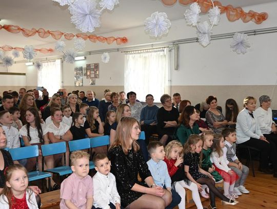 Dzień Babci i Dziadka w Rogóźnie - galeria zdjęć