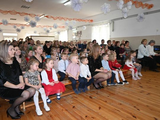 Dzień Babci i Dziadka w Rogóźnie - galeria zdjęć