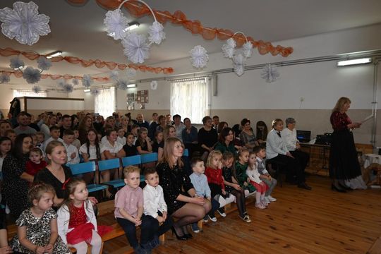 Dzień Babci i Dziadka w Rogóźnie - galeria zdjęć