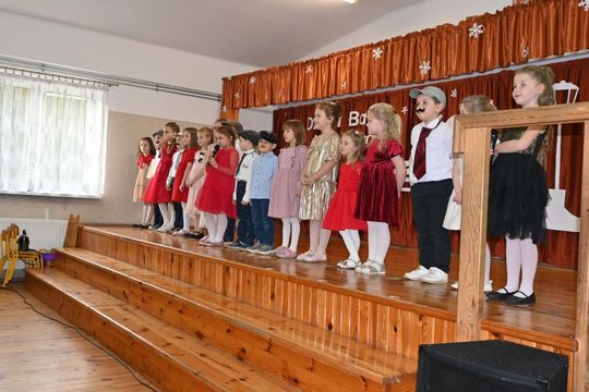 Dzień Babci i Dziadka w Rogóźnie - galeria zdjęć