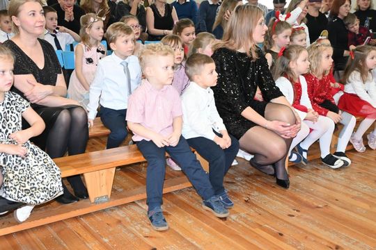 Dzień Babci i Dziadka w Rogóźnie - galeria zdjęć