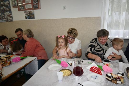 Dzień Babci i Dziadka w Rogóźnie - galeria zdjęć