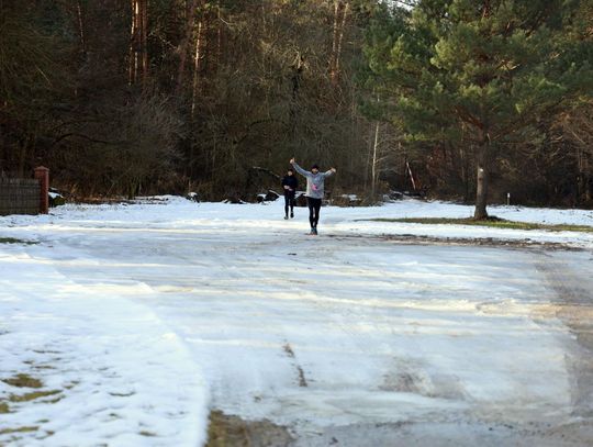 Zimowy Bieg Chrząszcza w Kawęczynku - galeria zdjęć