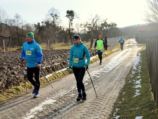 Zimowy Bieg Chrząszcza w Kawęczynku - galeria zdjęć