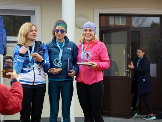 Zimowy Bieg Chrząszcza w Kawęczynku - galeria zdjęć