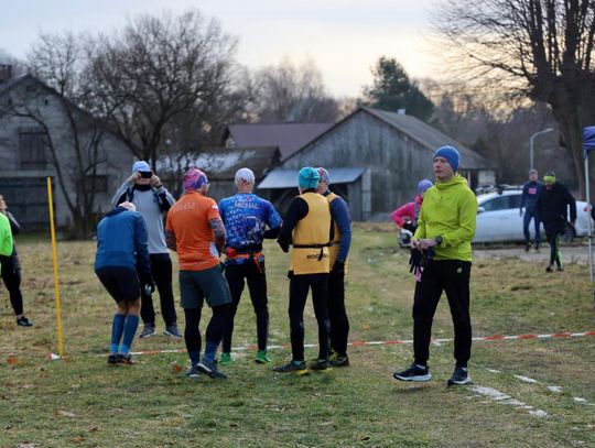 Zimowy Bieg Chrząszcza w Kawęczynku - galeria zdjęć