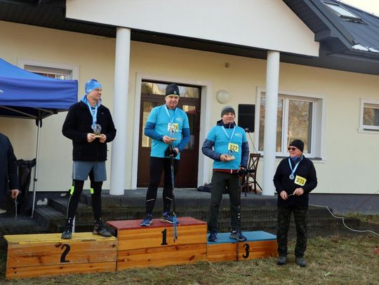 Zimowy Bieg Chrząszcza w Kawęczynku - galeria zdjęć