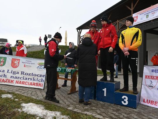 Otwarte Mistrzostwa w biegach narciarskich na Białej Górze - galeria zdjęć