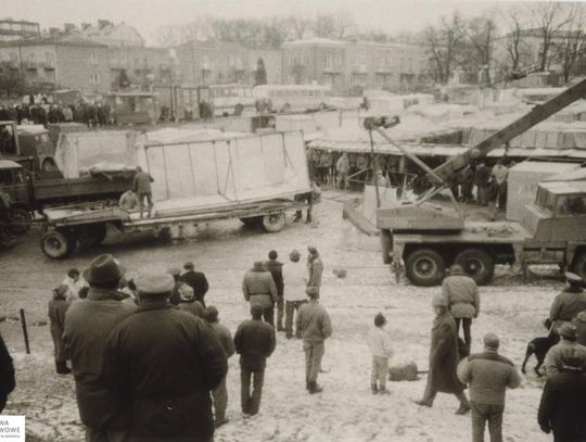 Zamość na archiwalnych fotografiach: Stary bazarek przy parku - galeria zdjęć