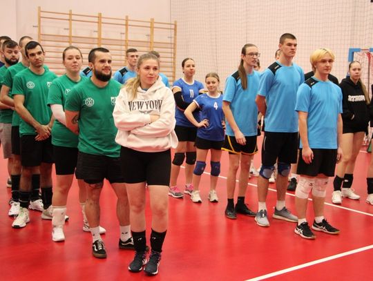 Zamość: Pierwsza runda Turnieju Piłki Siatkowej o Puchar Akademii Zamojskiej [ZDJĘCIA]