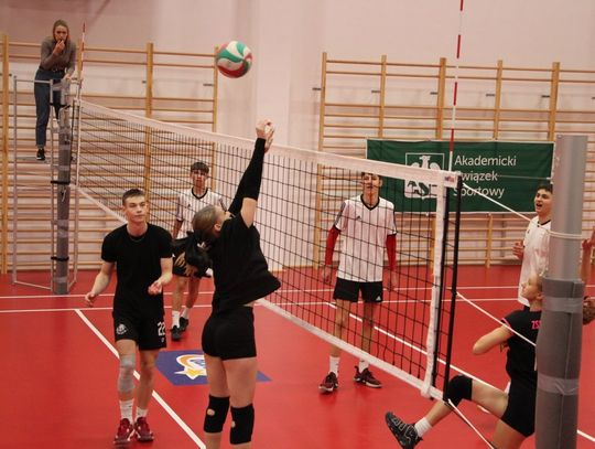 Turniej Piłki Siatkowej o Puchar Akademii Zamojskiej - galeria zdjęć