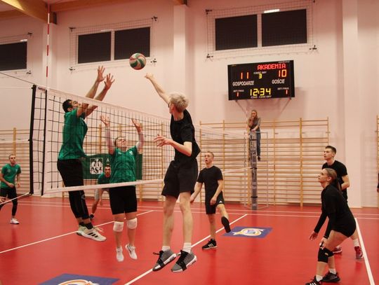 Turniej Piłki Siatkowej o Puchar Akademii Zamojskiej - galeria zdjęć