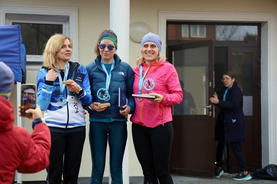 Zimowy Bieg Chrząszcza w Kawęczynku - galeria zdjęć