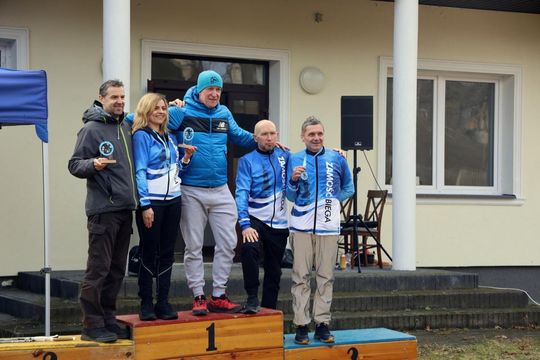 Zimowy Bieg Chrząszcza w Kawęczynku - galeria zdjęć