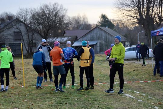 Zimowy Bieg Chrząszcza w Kawęczynku - galeria zdjęć