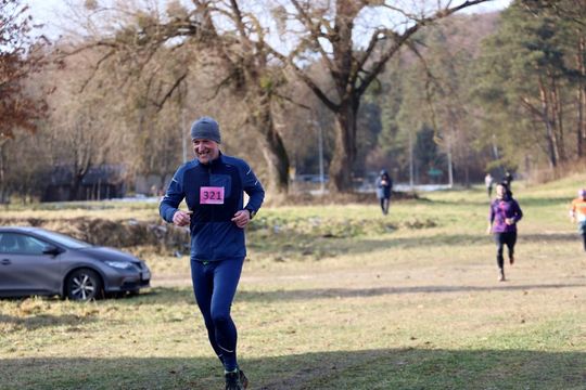 Zimowy Bieg Chrząszcza w Kawęczynku - galeria zdjęć