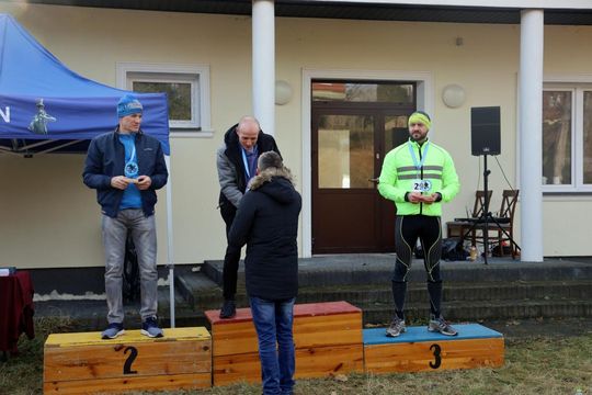 Zimowy Bieg Chrząszcza w Kawęczynku - galeria zdjęć