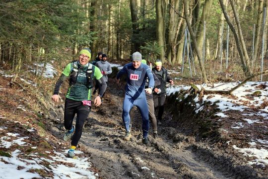 Zimowy Bieg Chrząszcza w Kawęczynku - galeria zdjęć