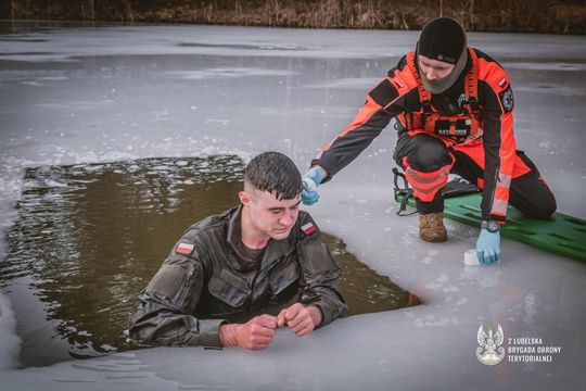 Ekstremalne szkolenie żołnierzy w Janowie Lubelskim - galeria zdjęć
