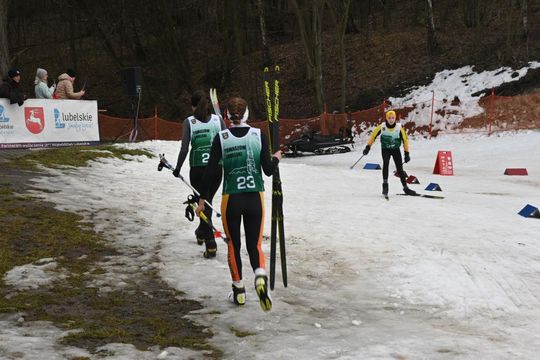 Otwarte Mistrzostwa w biegach narciarskich na Białej Górze - galeria zdjęć