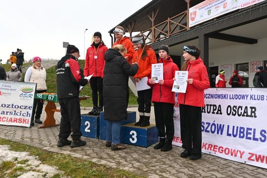 Otwarte Mistrzostwa w biegach narciarskich na Białej Górze - galeria zdjęć