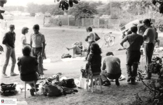 Zamość na archiwalnych fotografiach: Stary bazarek przy parku - galeria zdjęć