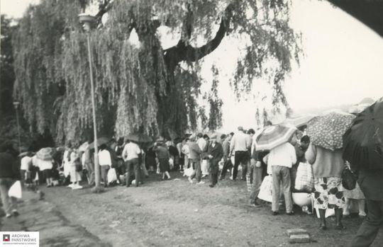 Zamość na archiwalnych fotografiach: Stary bazarek przy parku - galeria zdjęć Zamość na archiwalnych fotografiach: Stary bazarek przy parku - galeria zdjęć