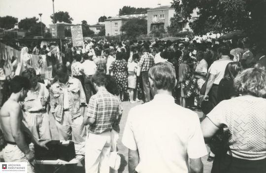 Zamość na archiwalnych fotografiach: Stary bazarek przy parku - galeria zdjęć Zamość na archiwalnych fotografiach: Stary bazarek przy parku - galeria zdjęć