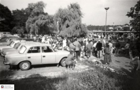 Zamość na archiwalnych fotografiach: Stary bazarek przy parku - galeria zdjęć Zamość na archiwalnych fotografiach: Stary bazarek przy parku - galeria zdjęć