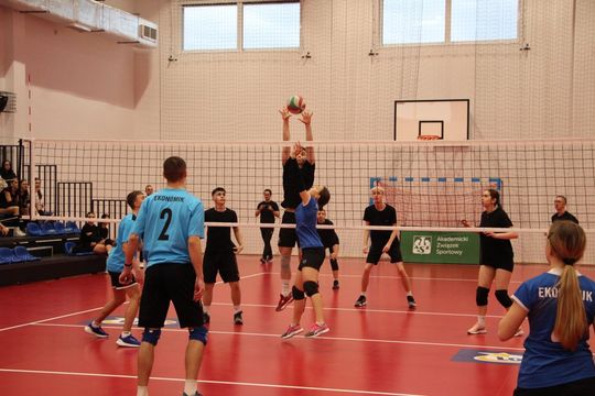 Turniej Piłki Siatkowej o Puchar Akademii Zamojskiej - galeria zdjęć