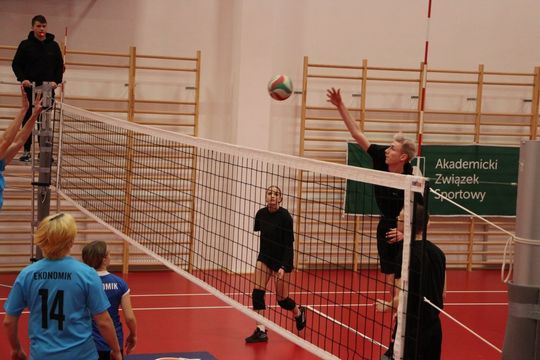 Turniej Piłki Siatkowej o Puchar Akademii Zamojskiej - galeria zdjęć