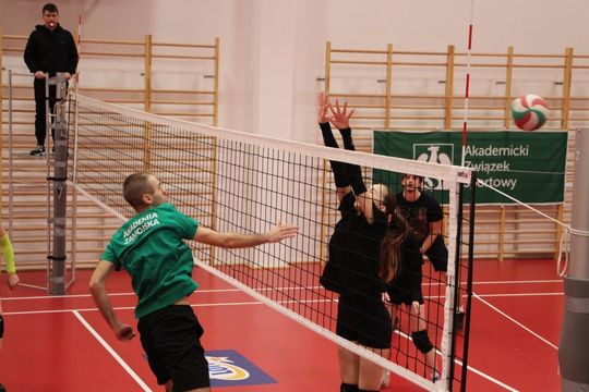 Turniej Piłki Siatkowej o Puchar Akademii Zamojskiej - galeria zdjęć