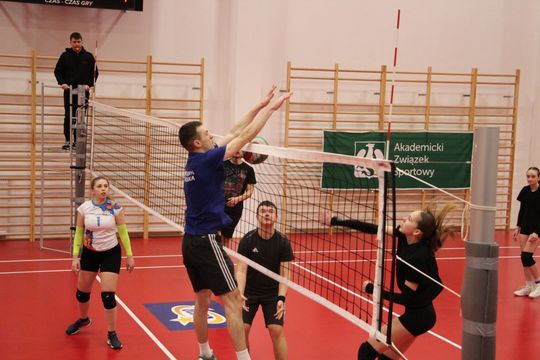 Turniej Piłki Siatkowej o Puchar Akademii Zamojskiej - galeria zdjęć