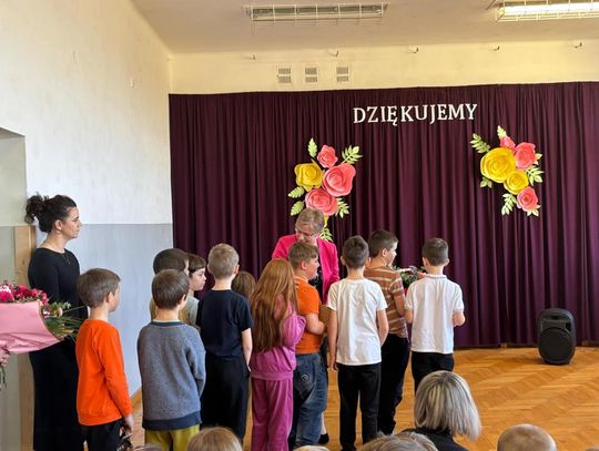 Pożegnanie Małgorzaty Kulas. Ceniona nauczycielka przeszła na emeryturę - galeria zdjęć