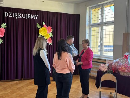 Pożegnanie Małgorzaty Kulas. Ceniona nauczycielka przeszła na emeryturę - galeria zdjęć