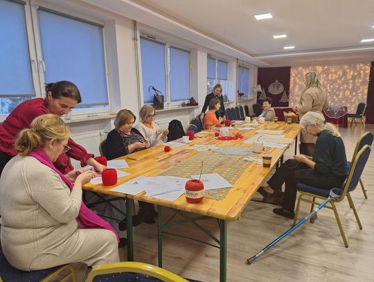 Lubycza Królewska: Twórcze spotkanie z szydełkowaniem - galeria zdjęć