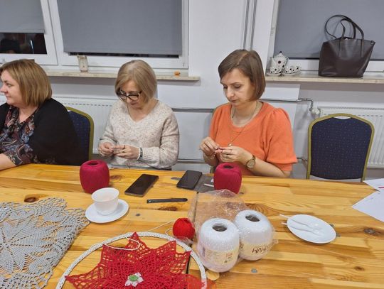 Lubycza Królewska: Twórcze spotkanie z szydełkowaniem - galeria zdjęć