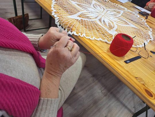 Lubycza Królewska: Twórcze spotkanie z szydełkowaniem - galeria zdjęć