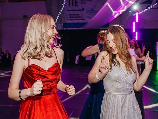 Zamość: Studniówka I Liceum Ogólnokształcącego im. Jana Zamoyskiego. Zobacz zdjęcia