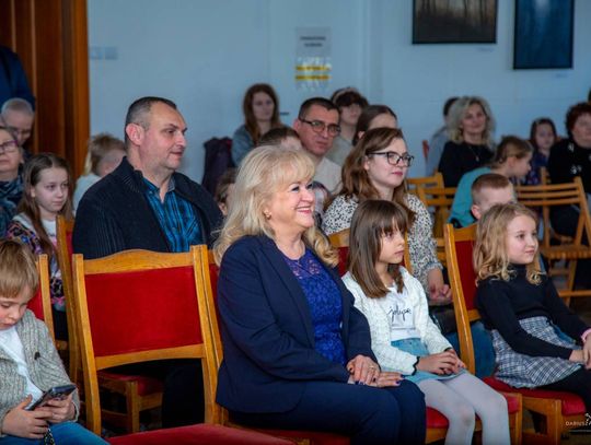 Hrubieszów: Nagrody w konkursach "W grudniowy dzień" i "Filmowy Kalendarz Adwentowy" [ZDJĘCIA]