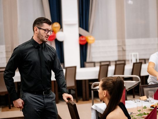 Studniówka Zespołu Szkół i Placówek Oświatowych w Zwierzyńcu - galeria zdjęć