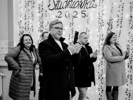 Studniówka Zespołu Szkół i Placówek Oświatowych w Zwierzyńcu - galeria zdjęć