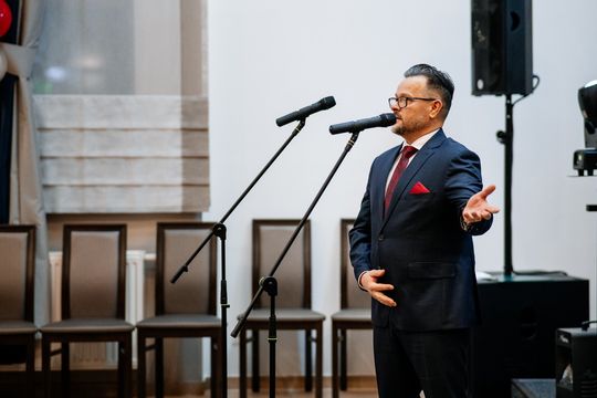 Studniówka Zespołu Szkół i Placówek Oświatowych w Zwierzyńcu - galeria zdjęć