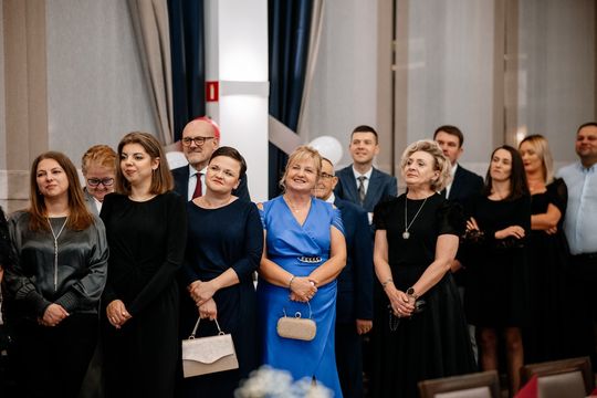 Studniówka Zespołu Szkół i Placówek Oświatowych w Zwierzyńcu - galeria zdjęć