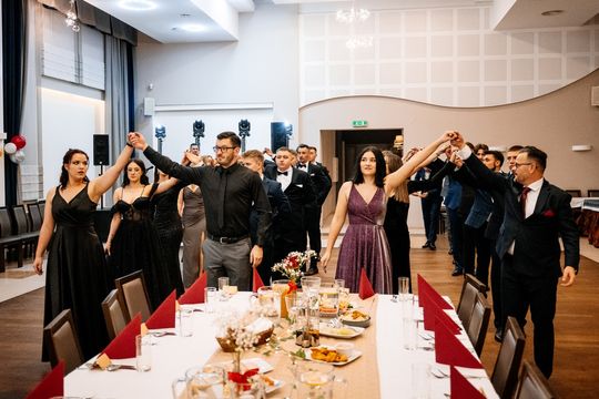 Studniówka Zespołu Szkół i Placówek Oświatowych w Zwierzyńcu - galeria zdjęć