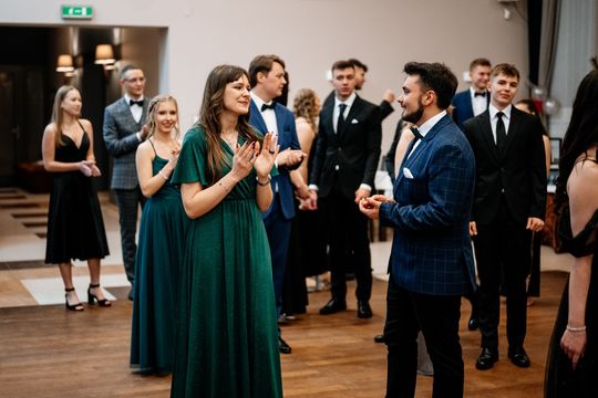 Studniówka Zespołu Szkół i Placówek Oświatowych w Zwierzyńcu - galeria zdjęć